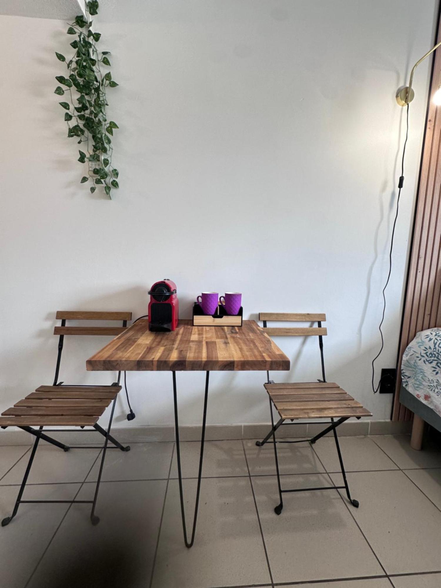 Charmant Studio Le Clos D'Aix Parking Prive Gratuit Et Piscine Aix-en-Provence Exterior photo