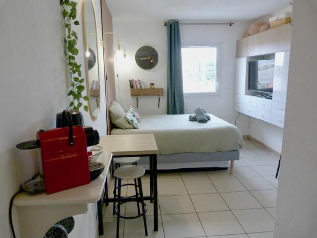 Charmant Studio Le Clos D'Aix Parking Prive Gratuit Et Piscine Aix-en-Provence Exterior photo
