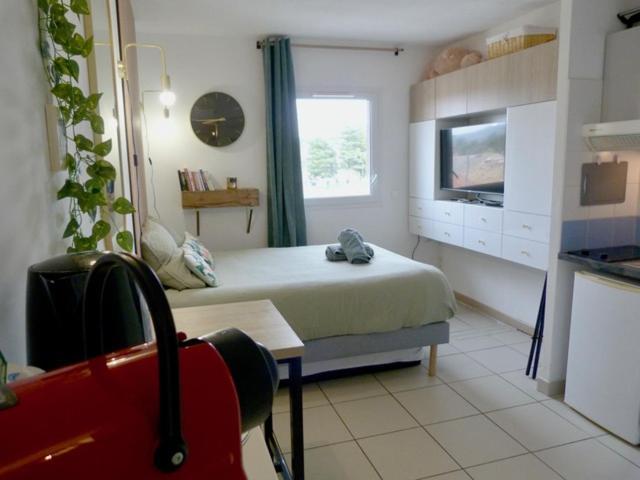 Charmant Studio Le Clos D'Aix Parking Prive Gratuit Et Piscine Aix-en-Provence Exterior photo